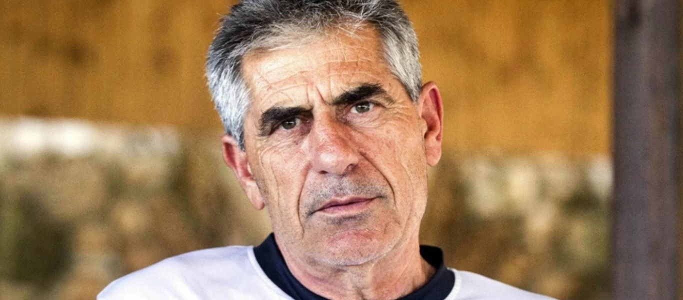 «Άγιο» είχε ο Α.Αναστασιάδης - Έπεσε σε χαράδρα τριών μέτρων με το αυτοκίνητο